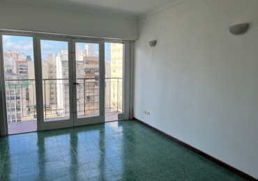 DEPARTAMENTO 2 AMBIENTES A LA VENTA CENTRO